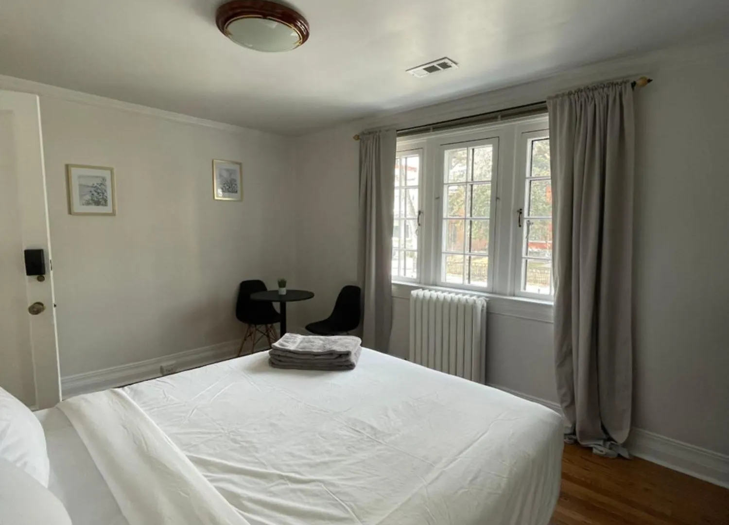 Bed & Breakfast Ambassador B&B Ottawa