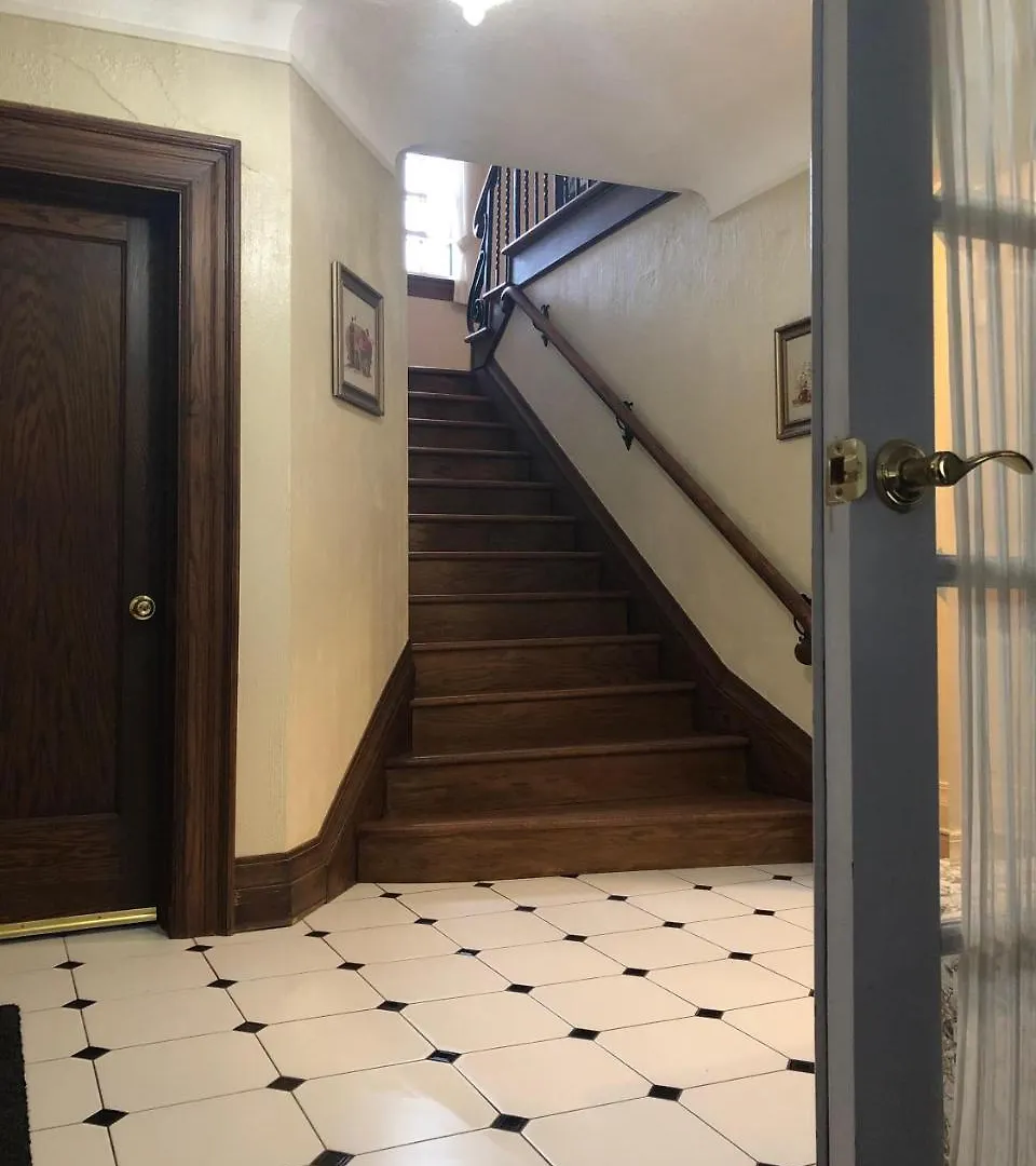 Ambassador B&B Ottawa 3*,