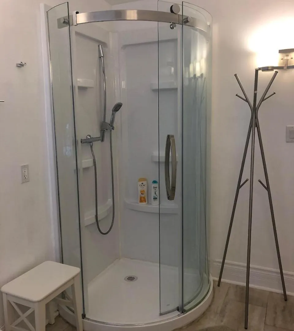 אוטווה Ambassador B&B קנדה